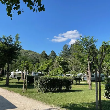 Campsite Avec Piscine Et Riviere A Sur Rhone Ardeche